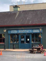 Paddy's Irish Pub outside