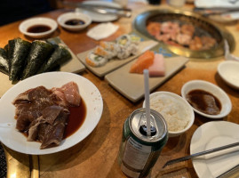 Shabusen Yakiniku House food