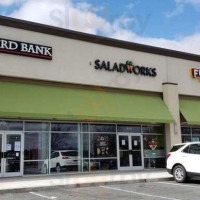 Saladworks outside