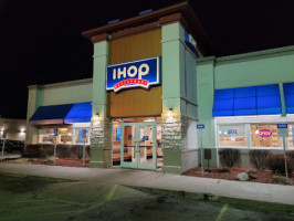 Ihop outside