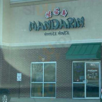 Mandarin Noodle House outside