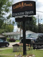 Little Boots Country Diner outside