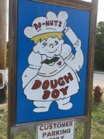 Dough Boy Donuts outside