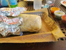 Bandito's Burritos food