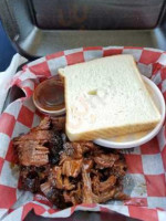 Chase's Bbq food