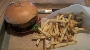 Hopdoddy Burger food