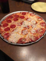 Monical's Pizza food