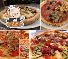Nessie Naturalmente Pizza Di Claudio De Nicolo food