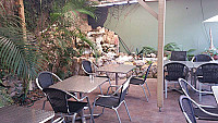 Freo's Lounge Cafe & Restaurant inside