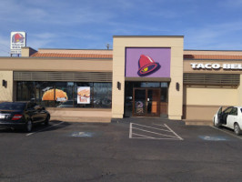 Taco Bell outside