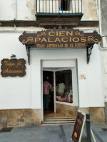 Cien Palacios inside