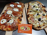 Pizzeria Palette food