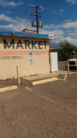 Catalina Market outside