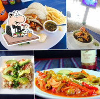 Mariscos La Huerte food