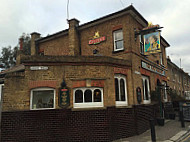 The Lord Nelson outside