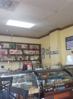 Las Delicias Bakery inside