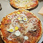 Pizzeria Sardegna food