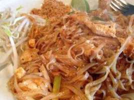 Sweet Basil Thai Cuisine food