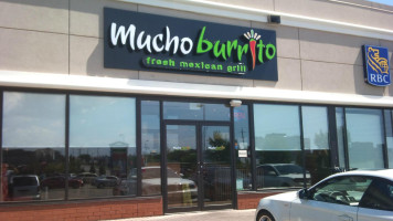 Mucho Burrito food