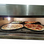 Pizza Volante food