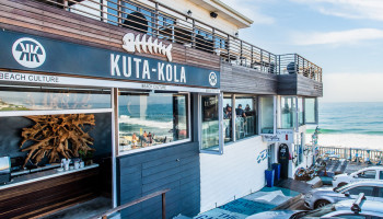 Kuta-kola outside