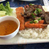Pho Viet Noodle House food