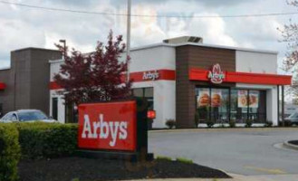 Arby's outside