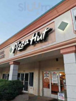 Pizza Hut food