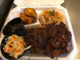 Fida's Caribbean Cafe food