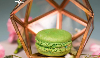 Le Macaron food