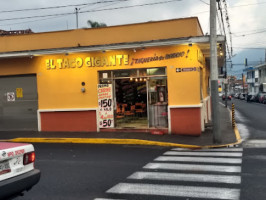 El Taco Gigante outside