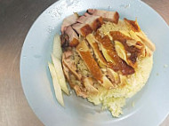 Mǎn Jì Jī Fàn Man Ji Chicken Rice (restoran Ah Huat) food