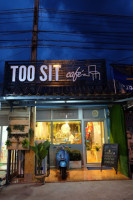 Too Sit Cafe At Kabinburi outside