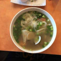 Pho Tai Vietnamese food