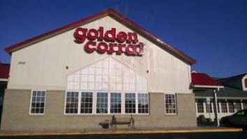 Golden Corral Buffet Grill outside