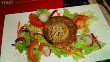 La Madeleine D'illiers food