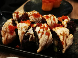 Sushic food