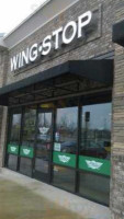 Wingstop outside