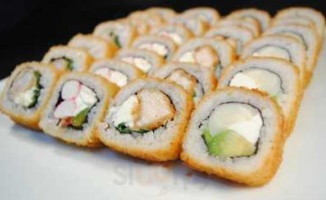 Golden Sushi Placilla-curauma food