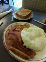 Olympic Grill of Wayne State Coney Island food