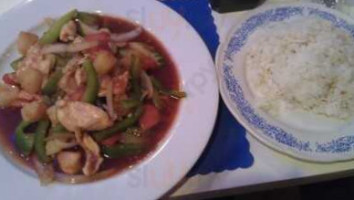 2 B Thai food
