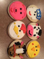 Chris's Custom Bakery, Llc food