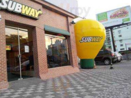 Subway Antônio Da Veiga outside