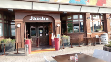 Jazsbo food