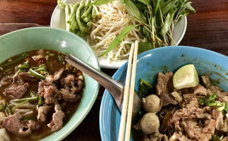 ภัณชัยรสเด็ด ก๋วยเตี๋ยวเรือ food