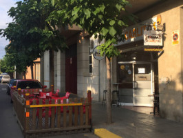 Xurreria Cafeteria Carlitos outside