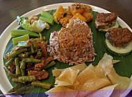 Green Garden Vegetarian And Healthy Food inside