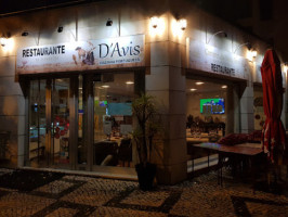 D'avis inside