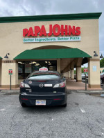 Papa Johns outside