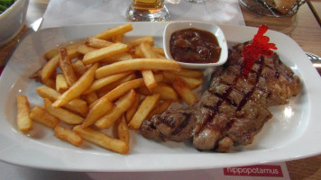 Hippopotamus food